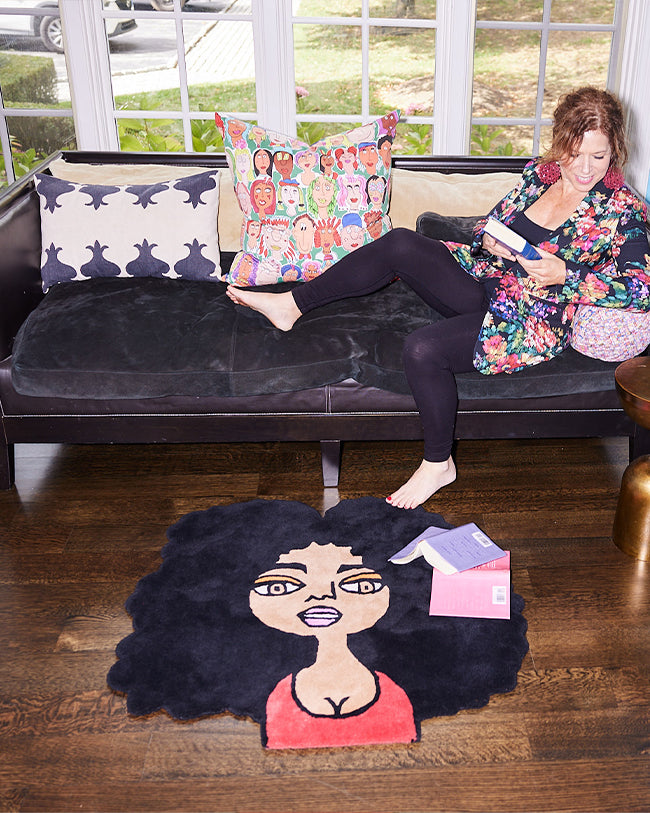 Tina The Head Turner